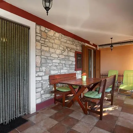 Rosello 1 By Briskva