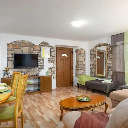 Rosello 1 By Briskva Appartamento Novigrad Istria