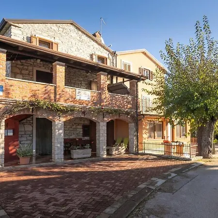 Rosello 1 By Briskva *