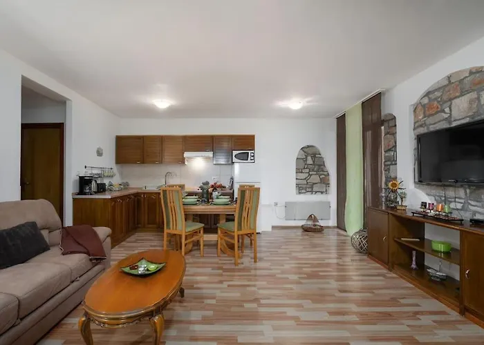 Rosello 1 By Briskva Apartamento Novigrad Istria