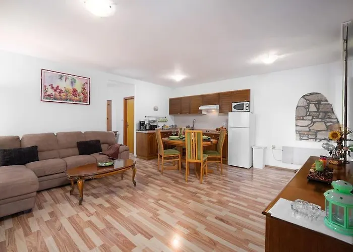 Rosello 1 By Briskva Apartamento Novigrad Istria