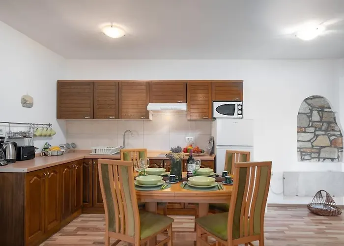 Rosello 1 By Briskva *