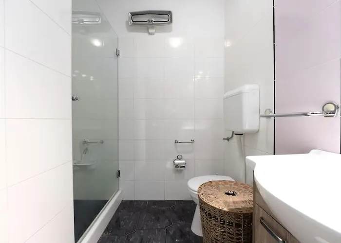 Rosello 1 By Briskva