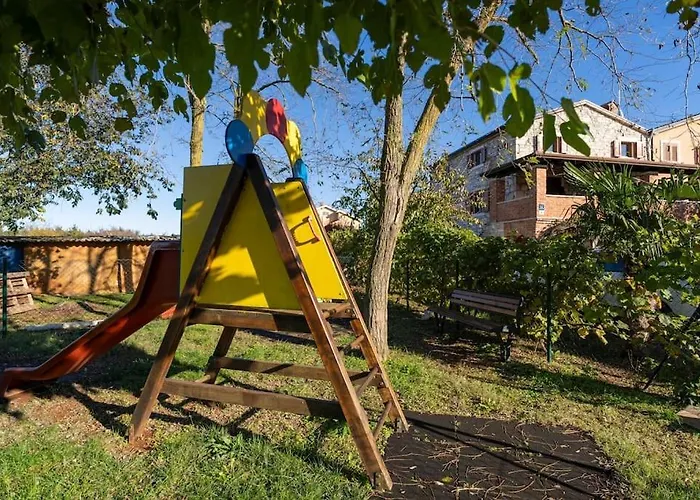 Rosello 1 By Briskva